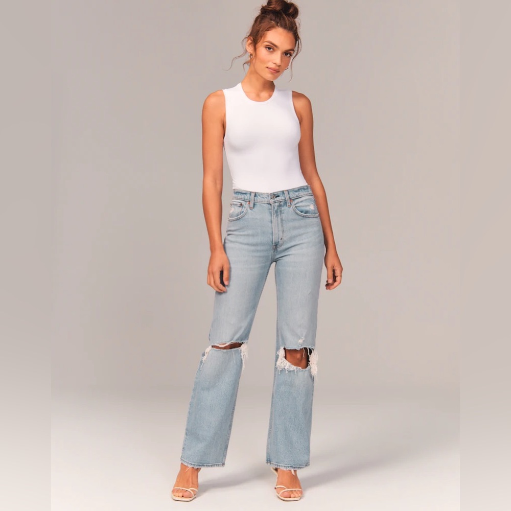 Abercrombie & Fitch 90’s Relaxed High Rise Jean